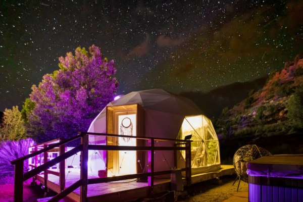 Overnight Stay at Zion National Park - Nomad Retro RV Resort